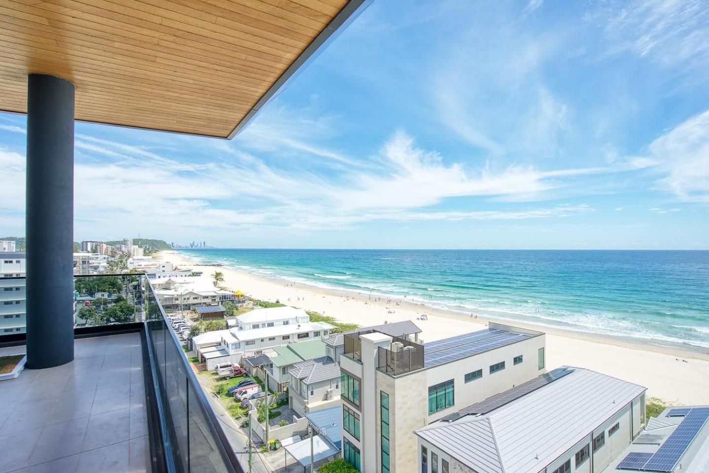 Apartment Sable Penthouse At Palm Beach's Waterfront