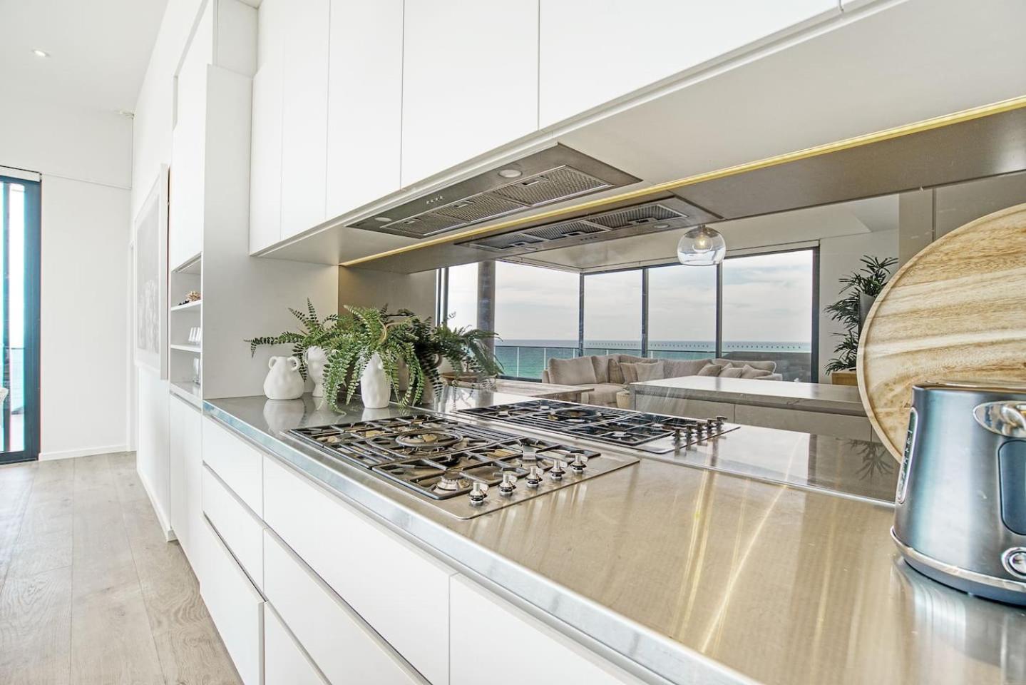 Sable Penthouse At Palm Beach's Waterfront *