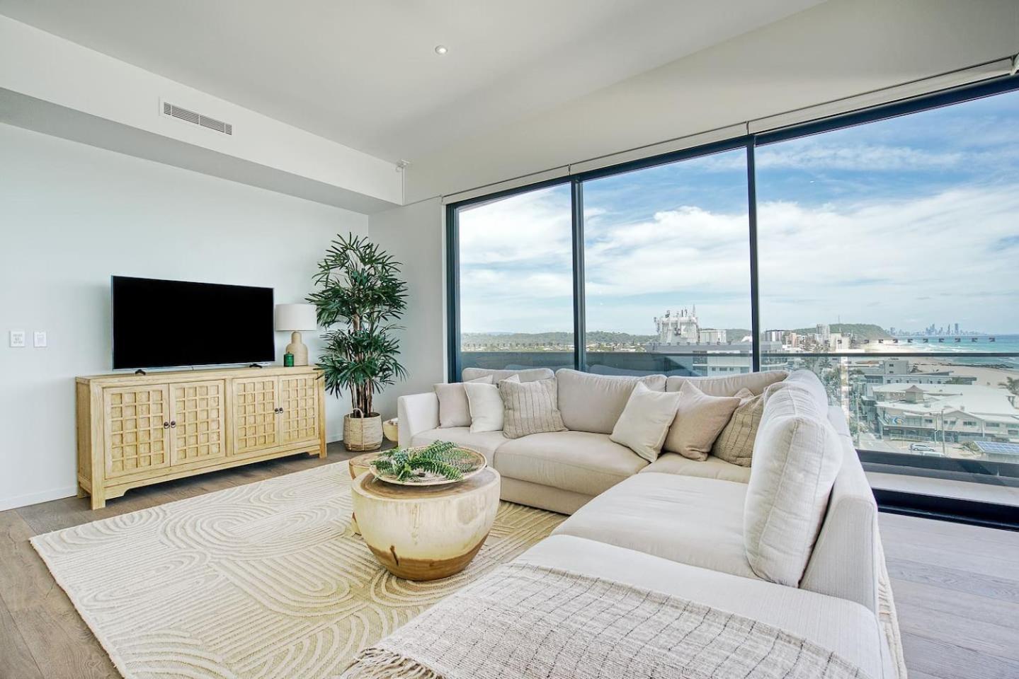 Sable Penthouse At Palm Beach's Waterfront Gold Coast